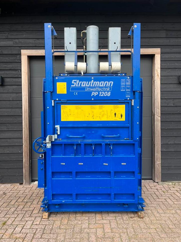Strautmann PP1207 | 58 ton | Balenpers | Papierpers, Doe-het-zelf en Verbouw, Gereedschap | Overige machines, Ophalen of Verzenden