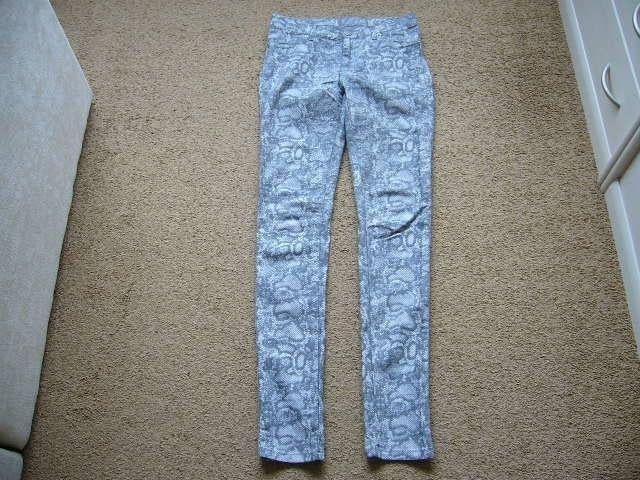 2nd One broek mt 27 - 28 nog nieuw, Nieuw, Ophalen of Verzenden, Maat 36 (S), Grijs