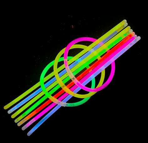 Glowsticks (15 stuks), Diversen, Rommelmarktspullen, Nieuw, Ophalen of Verzenden
