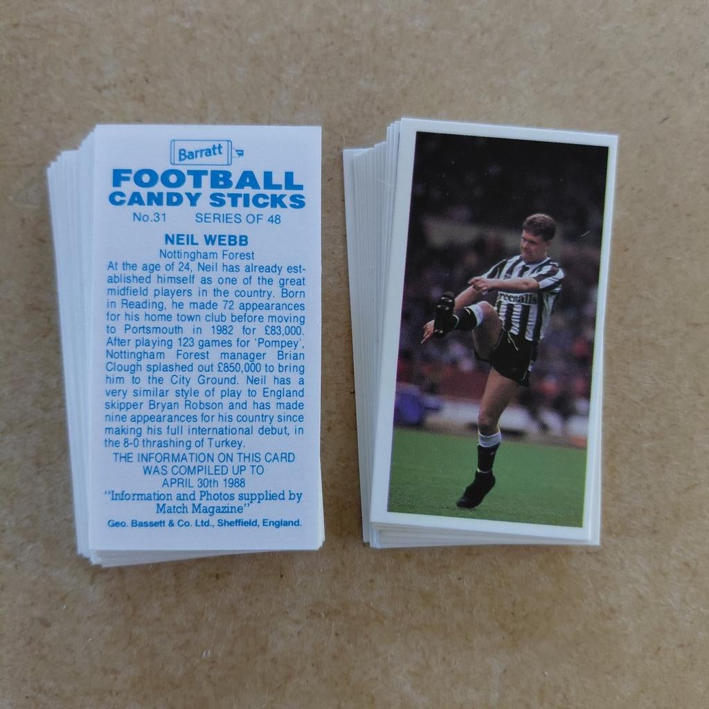 Football 1988-89 complete set 48 gum cards Bassett, Ophalen, Zo goed als nieuw, Buitenlandse clubs, Poster, Plaatje of Sticker