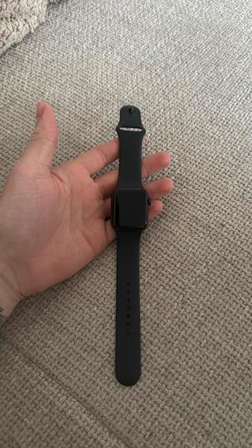 Apple Watch SE - 40mm (voor een koopje) beschikbaar voor biedingen