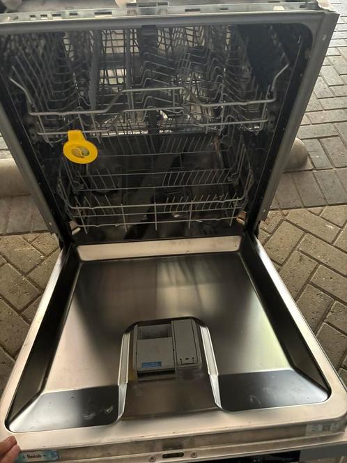 Beko inbouw vaatwasser (2024), Witgoed en Apparatuur, Vaatwasmachines, Gebruikt, Inbouw, 85 tot 90 cm, 45 tot 60 cm, Minder dan 10 liter