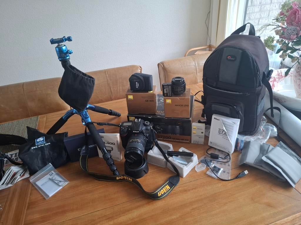 2 prachtige Nikkon camera's D60 en D 7200, Ophalen, Zo goed als nieuw, Overige merken