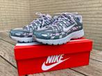Nike P6000 Doll/white - smoke grey, Kleding | Dames, Schoenen, Nike, Ophalen of Verzenden, Grijs, Sneakers of Gympen