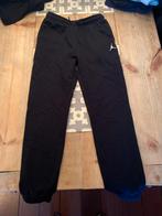 Nike broek maat 12-13 jaar, Kinderen en Baby's, Kinderkleding | Maat 176, Ophalen of Verzenden, Zo goed als nieuw, Jongen