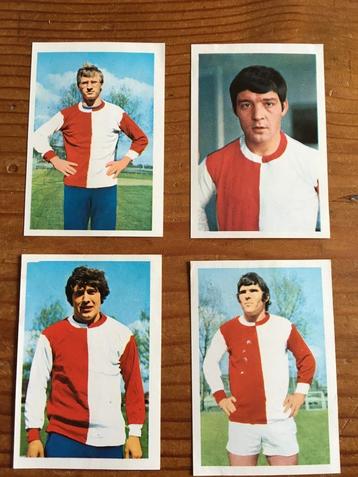 voetbalplaatjes- Feijenoord ( 4 stuks ) seizoen 1971-72 beschikbaar voor biedingen