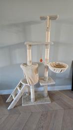 Klimtoren kat, Ophalen, Krabpaal