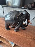 Massief houten olifant, Antiek en Kunst, Kunst | Beelden en Houtsnijwerken, Ophalen