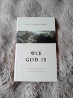 Ds. P. van Ruitenburg  - Wie God is., Ophalen of Verzenden, Zo goed als nieuw, Ds. P. van Ruitenburg, Overige religies