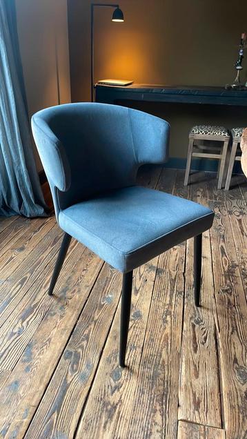 Eetkamerstoelen - per stuk 35,- - nieuw in doos - OP = OP beschikbaar voor biedingen