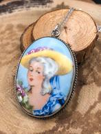 Zilveren ketting en hanger vintage, Ophalen of Verzenden, Zo goed als nieuw, Zilver, Overige voorstellingen