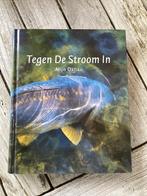 Tegen De Stroom In  van Alijn Danau. 1e druk 2002, Watersport en Boten, Ophalen of Verzenden, Zo goed als nieuw, Overige typen