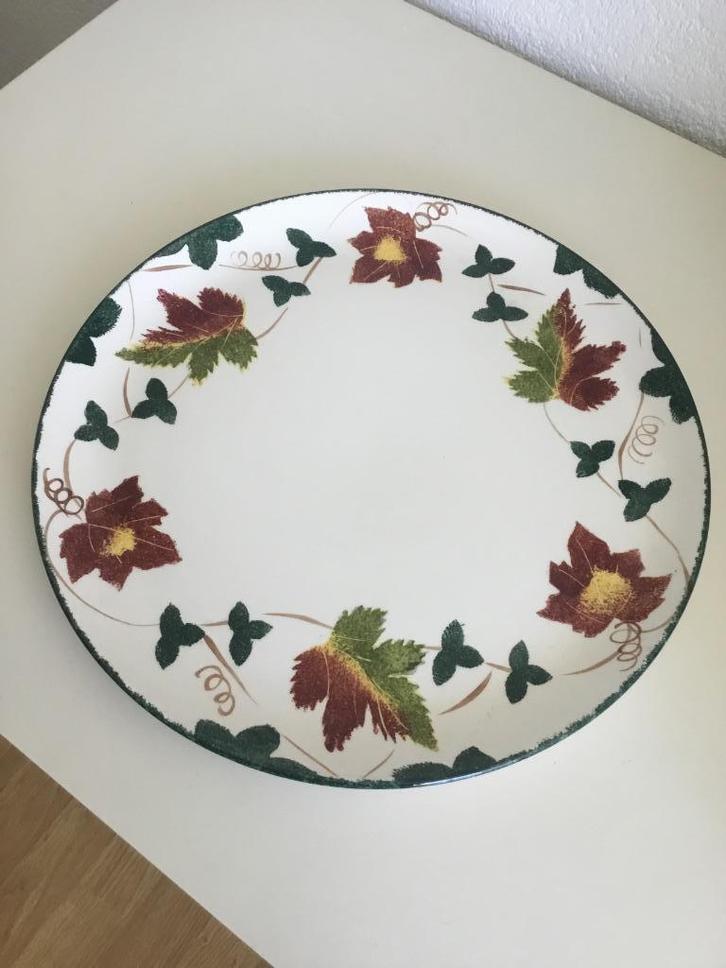 Poole Pottery schaal handpainted spongeware 32 cm. Engeland, Antiek en Kunst, Antiek | Keramiek en Aardewerk, Ophalen of Verzenden