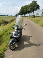 Agm scooter met windscherm, Ophalen, Zo goed als nieuw, Overige merken