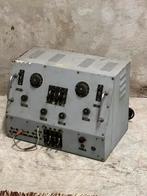 Oude siemens oefenapparaat voor radioberichten, Ophalen