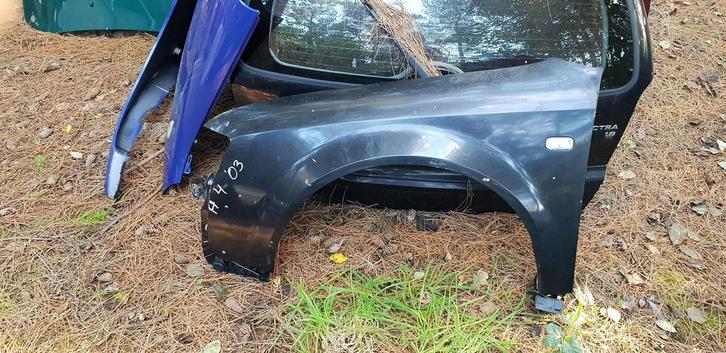 AUDI A4   VOORSCHERM  BJ 2003, Auto-onderdelen, Carrosserie en Plaatwerk, Spatbord, Gebruikt, Ophalen of Verzenden