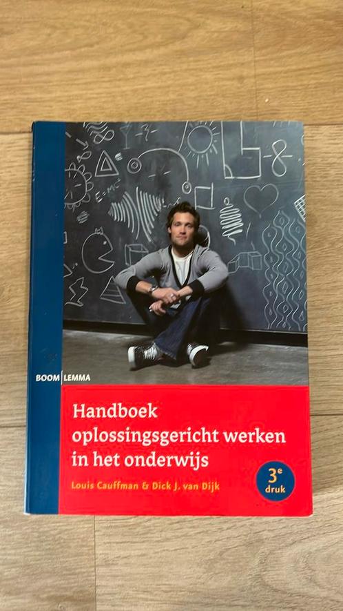 Handboek oplossingsgericht werken in het onderwijs, Boeken, Wetenschap, Zo goed als nieuw, Ophalen of Verzenden