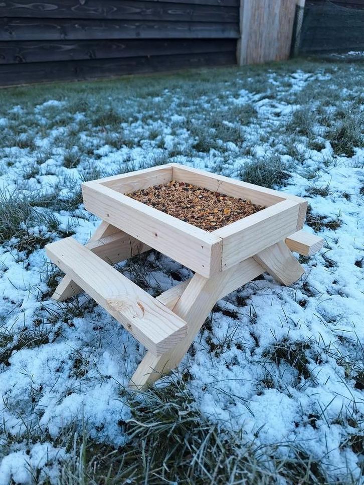 Picknicktafel voor vogels, Tuin en Terras, Vogelhuisjes en Vogelbaden, Nieuw, Ophalen of Verzenden