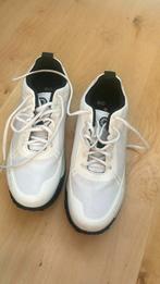 Korfbal veld schoenen 40 2/3, Ophalen of Verzenden, Zo goed als nieuw