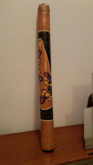60 cm didgeridoo met mooie tekening beschikbaar voor biedingen