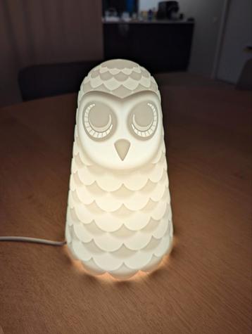 Mooie uilenlamp van de Ikea. 