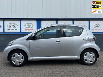 Toyota Aygo 1.0-12V Comfort 2010 71000km 3995eu beschikbaar voor biedingen