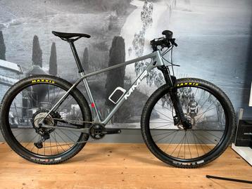 MMR Rakish hardtail carbon Shimano XT beschikbaar voor biedingen