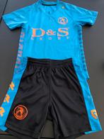 Voetbal tenue maat 128, Maat XS of kleiner, Ophalen of Verzenden, Zo goed als nieuw, Set