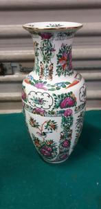 vaas chinees aardewerk, vlinders en vogels, Ophalen of Verzenden, 'T Olde Gre-j, Info@toldegrej.nl, Endepoelstraat 20f Didam