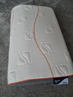 M-line Pillow You Oranje - Nieuwstaat, Eenpersoons, Wit, Ophalen of Verzenden, Zo goed als nieuw