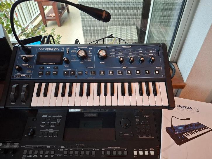 Novation Mininova, Muziek en Instrumenten, Synthesizers, Gebruikt, Overige aantallen, Novation, Met midi-aansluiting, Ophalen