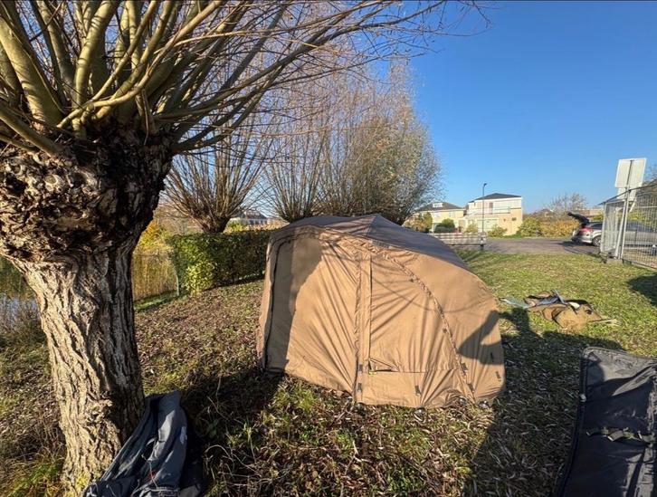 Fox ultra ventec 60 brolley system khaki compleet, Watersport en Boten, Hengelsport | Algemeen, Zo goed als nieuw, Overige typen