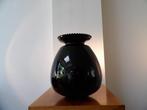 Art Deco Doyen Vaas, zwart opaline glas, Antiek en Kunst, Ophalen of Verzenden
