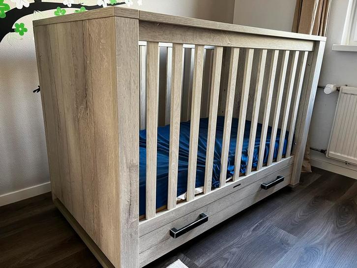 Tweeling babykamerset (of een extra bedje bij opa/oma), Kinderen en Baby's, Badjes en Verzorging, Gebruikt, Overige typen, Overige merken