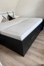 Ikea tweepersoons bed, Huis en Inrichting, Slaapkamer | Bedden, Ophalen, Gebruikt, Zwart, Tweepersoons