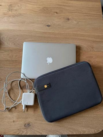 Macbook air 2015  beschikbaar voor biedingen