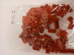 100x lego rode dakpan ( 50x 2x2 en 50x 2x4 45 graden), Ophalen of Verzenden
