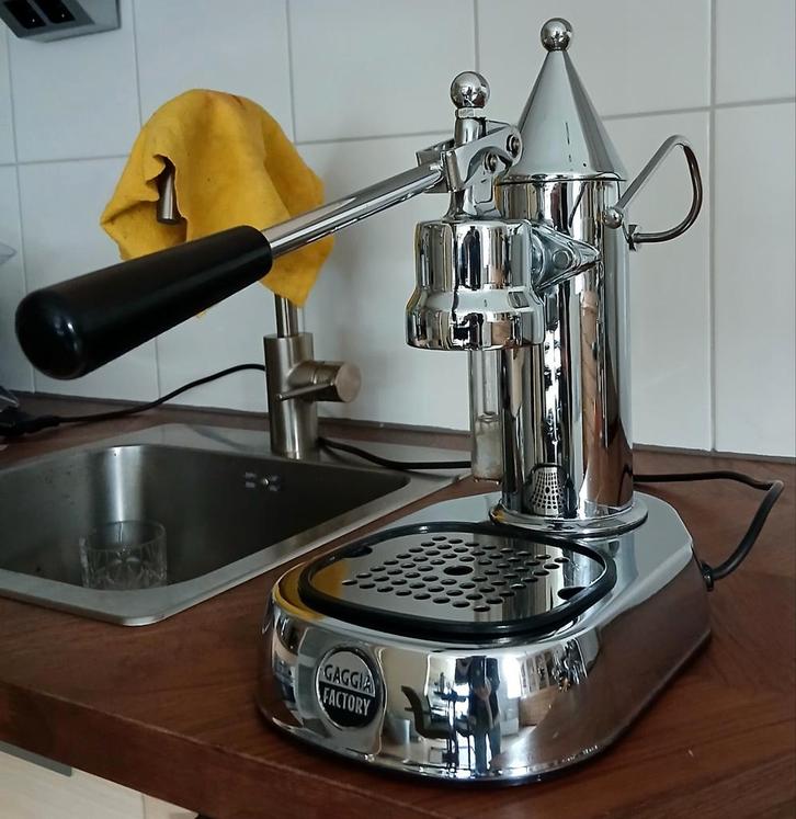 La Pavoni/Gaggia Factory Espressomachine - Grote Beurt Gehad, Witgoed en Apparatuur, Koffiezetapparaten, Gebruikt, Gemalen koffie