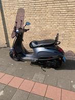 Vespa sprint S 2018 zo goed als nieuw, Ophalen, Vespa S, Zo goed als nieuw, Benzine