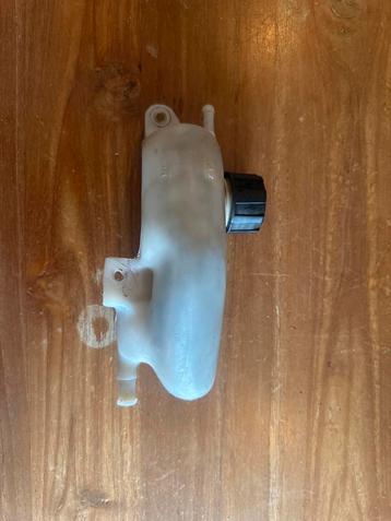 Origineel Yamaha Aerox Koelvloeistof Reservoir beschikbaar voor biedingen