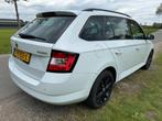 Skoda Fabia Combi 1.0 TSI Drive keurig onderhouden met navig, Auto's, Skoda, Te koop, Benzine, 1034 kg, Gebruikt