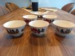Masons mason christmas village kerst cranberry bowl 1983, Ophalen of Verzenden, Zo goed als nieuw, Aardewerk, Wedgwood