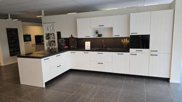 Showroom Keuken Keller Melrose luxe ATAG aparatuur beschikbaar voor biedingen