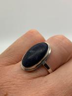 X280 Prachtige zilveren ring blauwe steen maat 19, Sieraden, Tassen en Uiterlijk, Antieke sieraden, Ophalen of Verzenden, Zilver