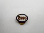 Geëmailleerde knoopsgatspeld Esso gemerkt W. van Veluw, Verzenden, Zo goed als nieuw, Merk, Speldje of Pin