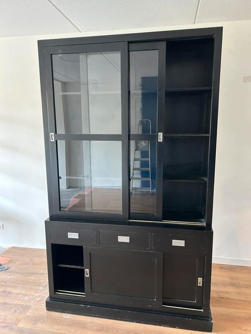 Vitrinekast met schuifdeuren van Riviera Maison, Huis en Inrichting, Kasten | Vitrinekasten, Gebruikt, 200 cm of meer, 100 tot 150 cm