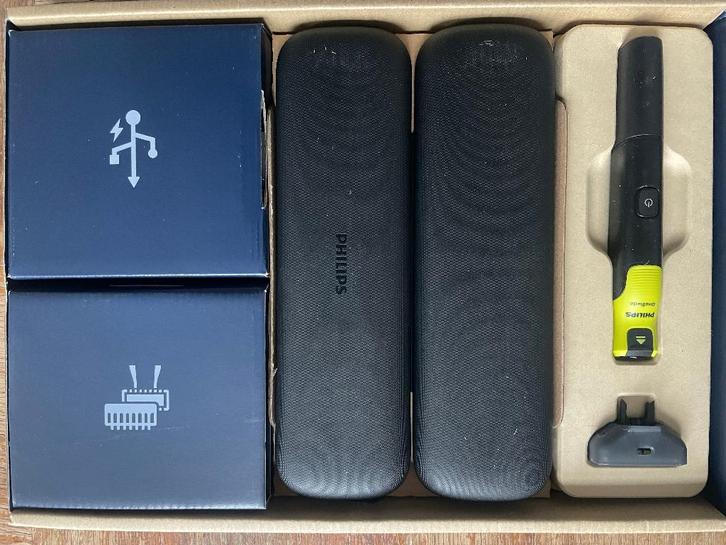 Philips OneBlade QP463 Set, Witgoed en Apparatuur, Persoonlijke-verzorgingsapparatuur, Nieuw, Scheren en Epileren, Ophalen of Verzenden