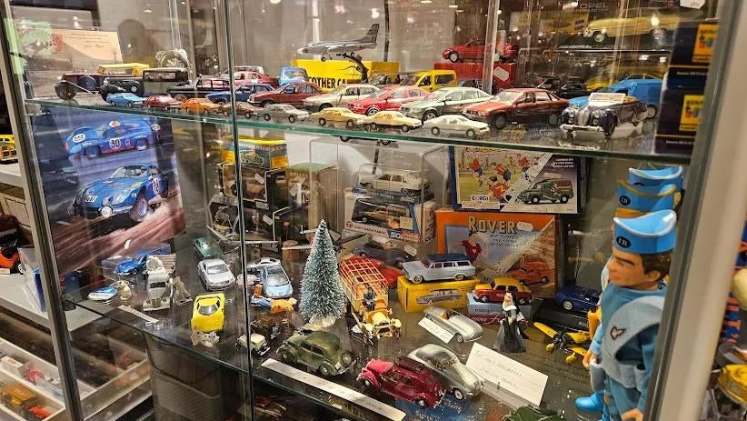 Dinky Toys en nog veel meer!, Ophalen of Verzenden