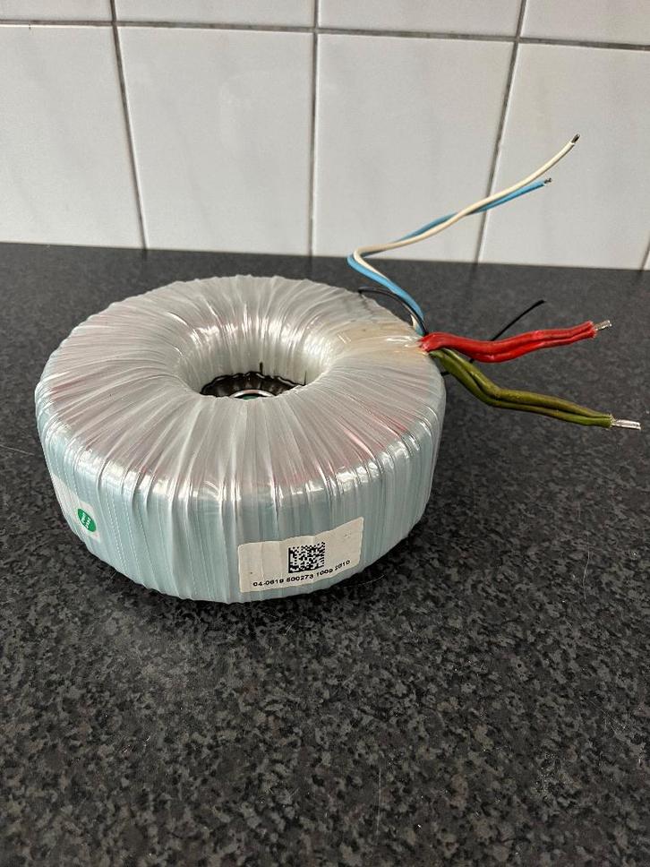 Zware ringkerntrafo trafo . Datatel RK1200-230/5.2 . 12 kilo, Hobby en Vrije tijd, Elektronica-componenten, Gebruikt, Ophalen of Verzenden