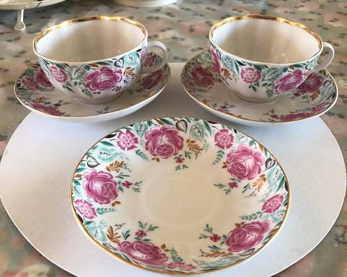 Lomonosov porselein- pioenen, Antiek en Kunst, Antiek | Servies los, Ophalen of Verzenden